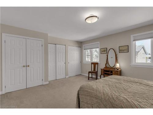 30 Yonge Street, Kingston, ON - Indoor Photo Showing Bedroom