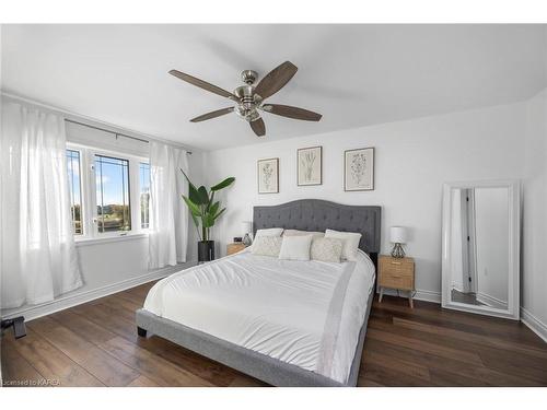 1403 Perradice Drive, Kingston, ON - Indoor Photo Showing Bedroom