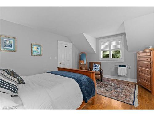 222 Greenbay Road, Kingston, ON - Indoor Photo Showing Bedroom