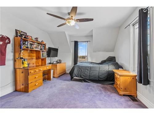 3994 Howes Road, Kingston, ON - Indoor Photo Showing Bedroom