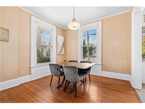 209 Centre Street N, Napanee, ON - Indoor Photo Showing Dining Room