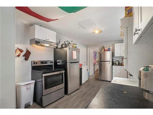 368 Barrie Street, Kingston, ON - Indoor Photo Showing Kitchen With Stainless Steel Kitchen