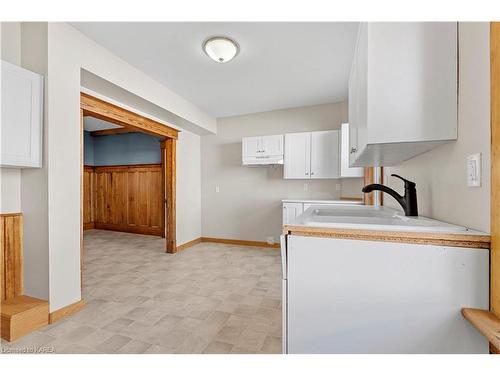 19 Kingston Street, Elgin, ON - Indoor Photo Showing Kitchen