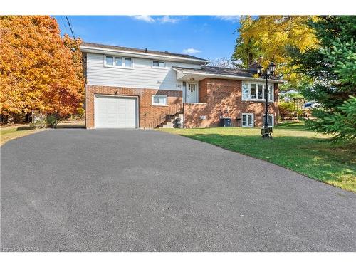 240 Somerset Drive, Bath, ON - Outdoor