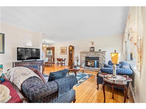 240 Somerset Drive, Bath, ON - Indoor Photo Showing Living Room With Fireplace