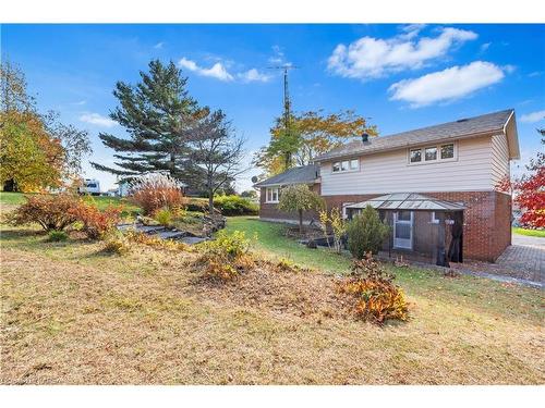 240 Somerset Drive, Bath, ON - Outdoor