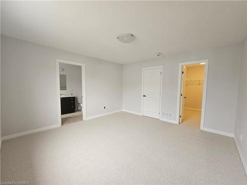 1112 Horizon Drive, Kingston, ON - Indoor Photo Showing Other Room