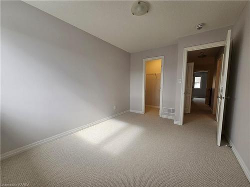 1112 Horizon Drive, Kingston, ON - Indoor Photo Showing Other Room