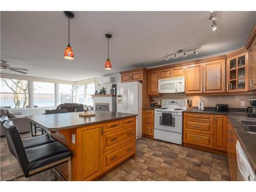 50 Osprey Lane, Westport, ON - Indoor Photo Showing Kitchen