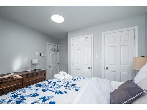 50 Osprey Lane, Westport, ON - Indoor Photo Showing Bedroom