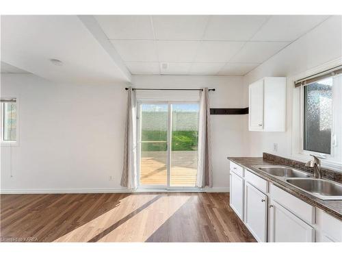 184 Briceland Street, Kingston, ON - Indoor Photo Showing Kitchen With Double Sink