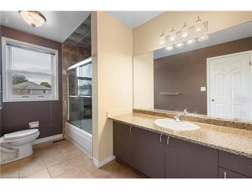 363 Waterloo Drive, Kingston, ON - Indoor Photo Showing Bathroom