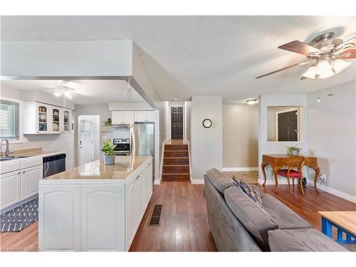 109 Virginia Street, Kingston, ON - Indoor Photo Showing Kitchen