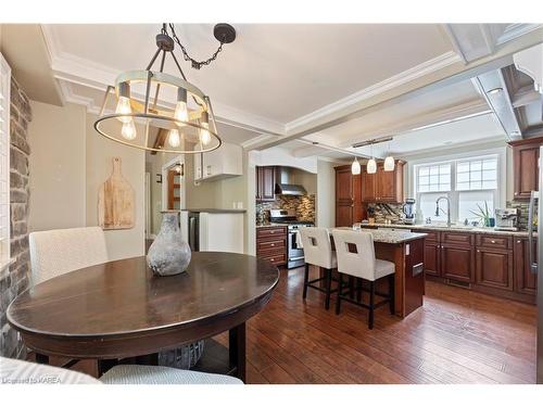 29 Pearl Street, Greater Napanee, ON - Indoor Photo Showing Dining Room