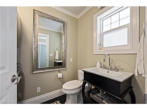 29 Pearl Street, Greater Napanee, ON - Indoor Photo Showing Bathroom