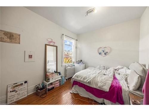 213-215 William Street, Kingston, ON - Indoor Photo Showing Bedroom