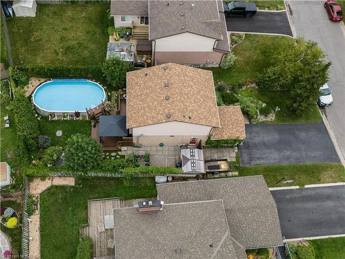 994 Westminster Place, Kingston, ON - Outdoor With Above Ground Pool