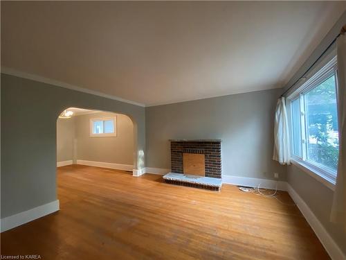 516 Victoria Street, Kingston, ON - Indoor With Fireplace