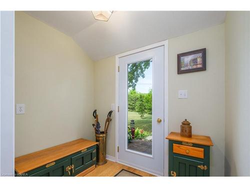 26 Sunset Lane, Napanee, ON - Indoor Photo Showing Other Room