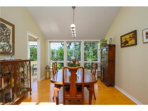 26 Sunset Lane, Napanee, ON - Indoor Photo Showing Dining Room