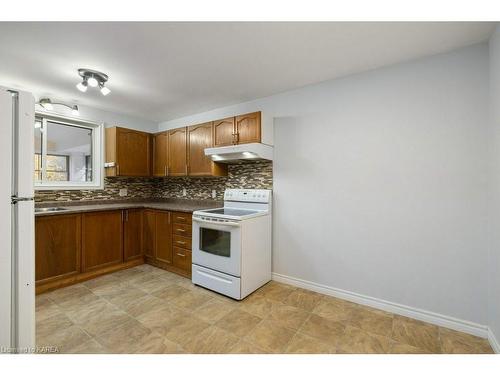 7331 County Road 2, Napanee, ON - Indoor Photo Showing Kitchen