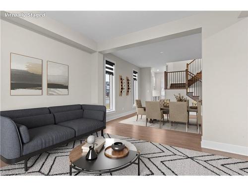 1601 Willow Court, Kingston, ON - Indoor Photo Showing Living Room