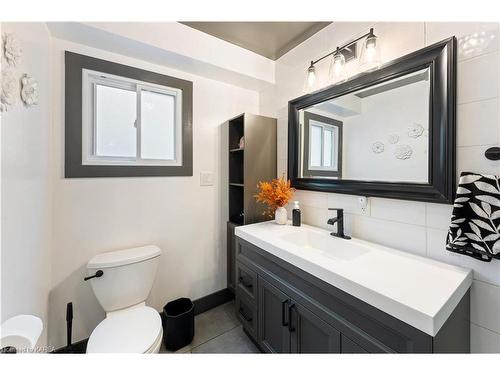 847 Purcell Crescent, Kingston, ON - Indoor Photo Showing Bathroom