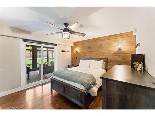 847 Purcell Crescent, Kingston, ON - Indoor Photo Showing Bedroom