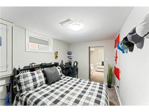 847 Purcell Crescent, Kingston, ON - Indoor Photo Showing Bedroom