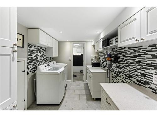 847 Purcell Crescent, Kingston, ON - Indoor Photo Showing Laundry Room