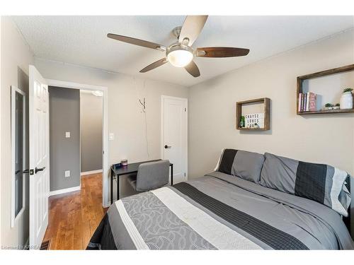 847 Purcell Crescent, Kingston, ON - Indoor Photo Showing Bedroom