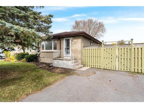 1408 Woodfield Crescent, Kingston, ON - Outdoor