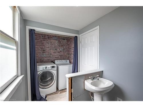 254 North Street, Gananoque, ON - Indoor Photo Showing Laundry Room