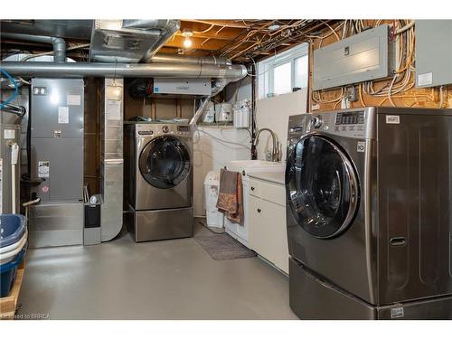 1409 Charlotteville Road 5 Road, Simcoe, ON - Indoor Photo Showing Laundry Room