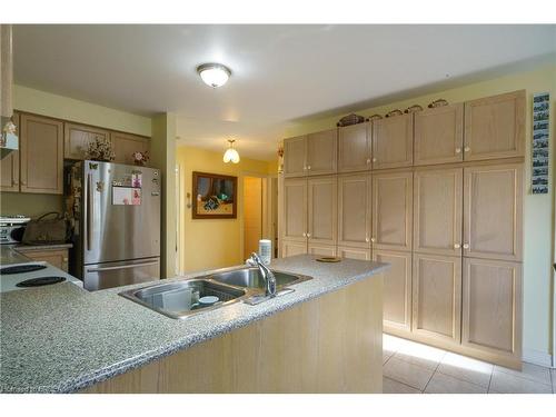 13 Chianti Crescent, Stoney Creek, ON - Indoor Photo Showing Kitchen With Double Sink