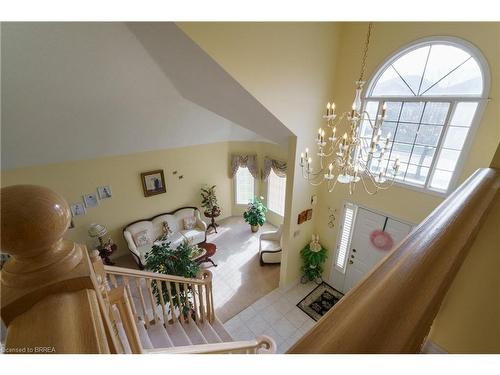 13 Chianti Crescent, Stoney Creek, ON - Indoor Photo Showing Other Room