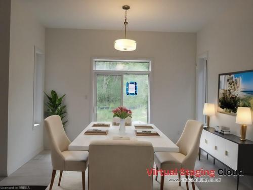 95 Macklin Street, Brantford, ON - Indoor Photo Showing Dining Room