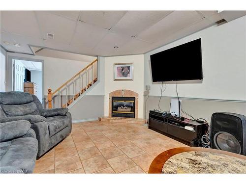 56508 Heritage Line, Straffordville, ON - Indoor Photo Showing Living Room With Fireplace