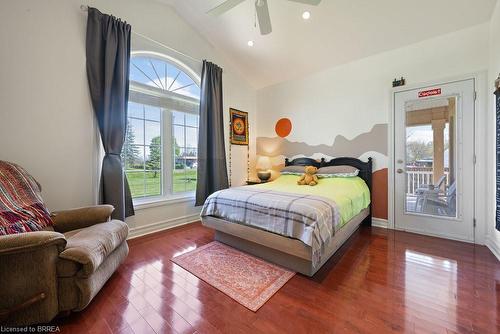 49 River Road, Brantford, ON - Indoor Photo Showing Bedroom