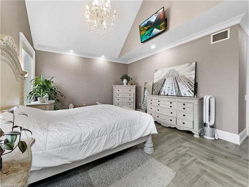 18 Harper Boulevard, Brantford, ON - Indoor Photo Showing Bedroom