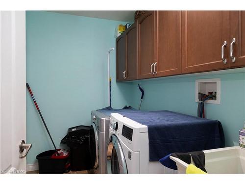 25-560 Grey Street, Brantford, ON - Indoor Photo Showing Laundry Room