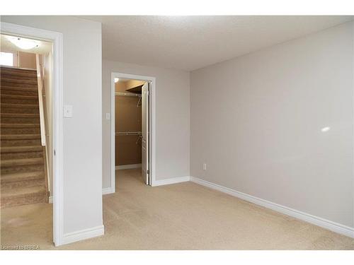 25-560 Grey Street, Brantford, ON - Indoor Photo Showing Other Room