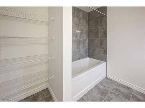 349 Bradshaw Drive, Stratford, ON - Indoor Photo Showing Bathroom
