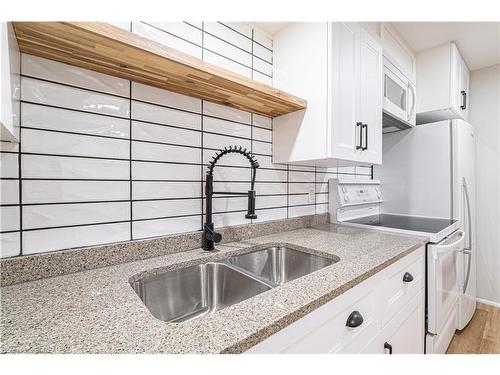 129 Powell Road, Brantford, ON - Indoor Photo Showing Kitchen With Double Sink
