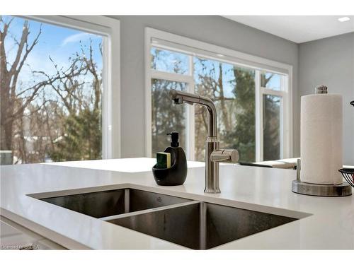 1 Gaywood Gardens, Brantford, ON - Indoor Photo Showing Kitchen With Double Sink