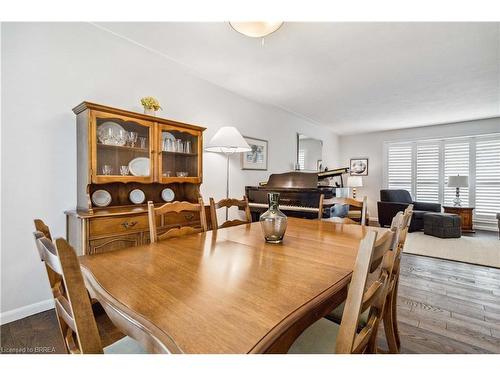 203 Memorial Drive, Brantford, ON - Indoor Photo Showing Dining Room