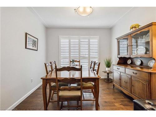 203 Memorial Drive, Brantford, ON - Indoor Photo Showing Dining Room