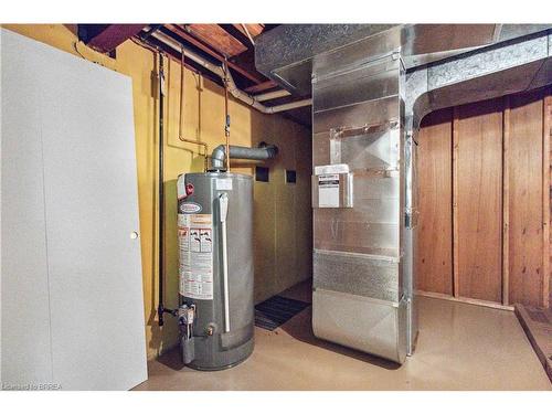 203 Memorial Drive, Brantford, ON - Indoor Photo Showing Basement