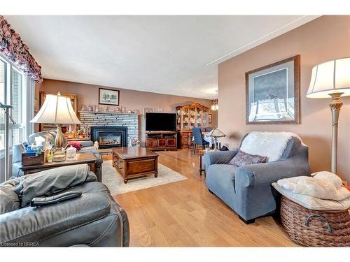 307 Baptist Church Road, Caledonia, ON - Indoor Photo Showing Living Room With Fireplace