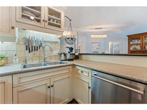 5 Cobblestone Drive, Paris, ON - Indoor Photo Showing Kitchen With Double Sink